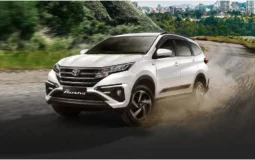 toyota-rush-front-angle-low-view-490775